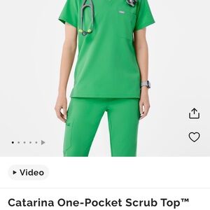 Figs Emerald Caterina Scrub Top ( small) and Zamora Joggers (size small )